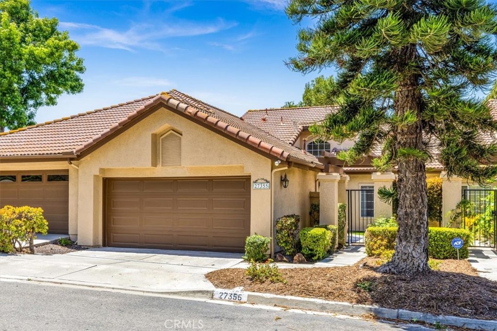 27355 Paseo Laguna