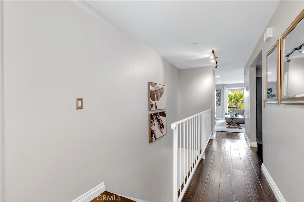 212 Avenida Montalvo E