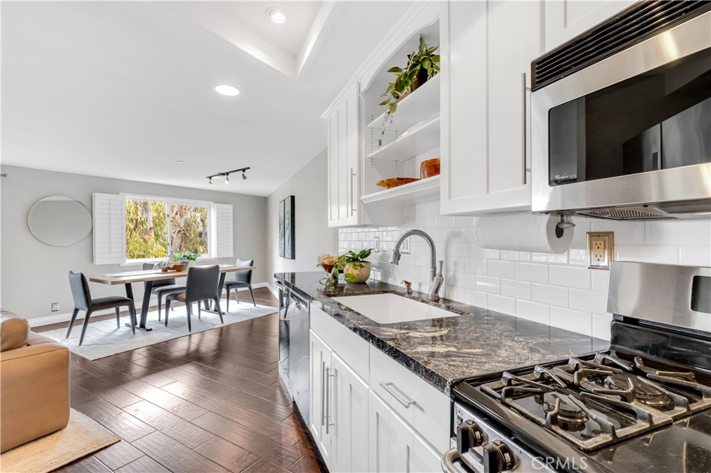 212 Avenida Montalvo E