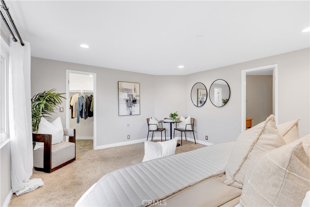 212 Avenida Montalvo E