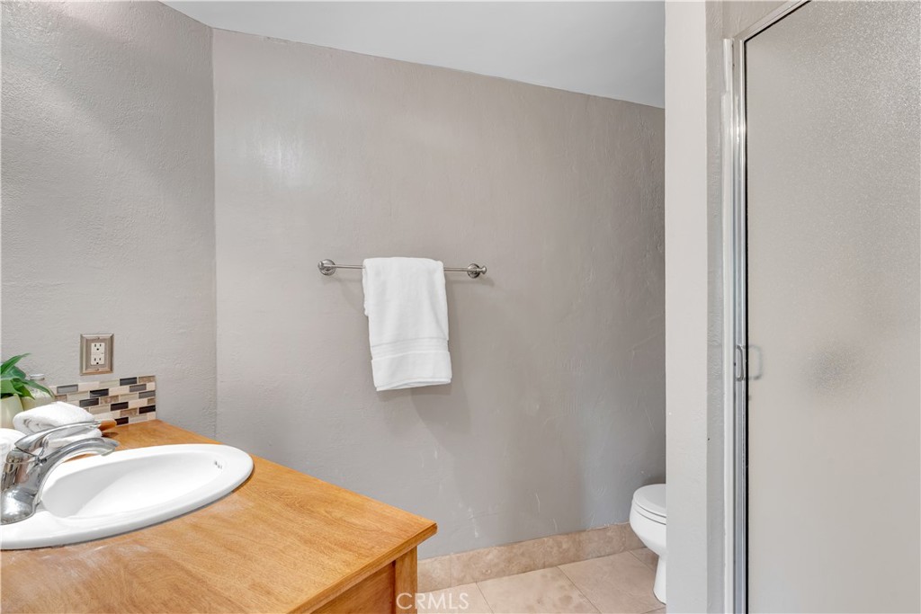 212 Avenida Montalvo E