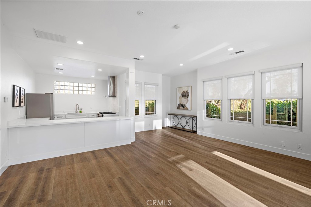 19352 Jasper Hill