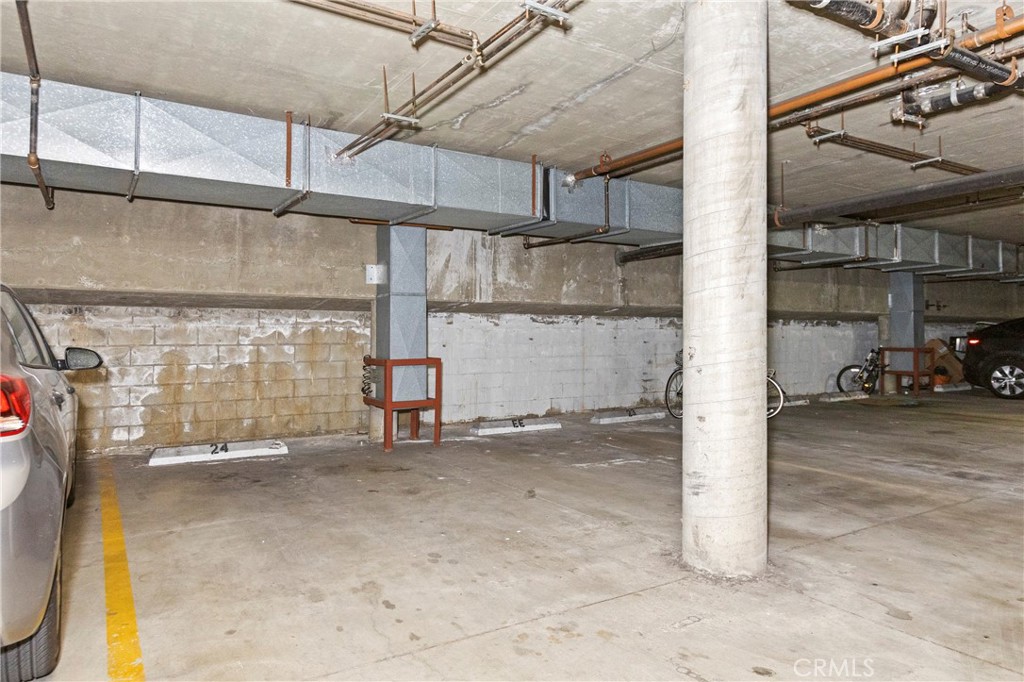 1121 Obispo Avenue 304