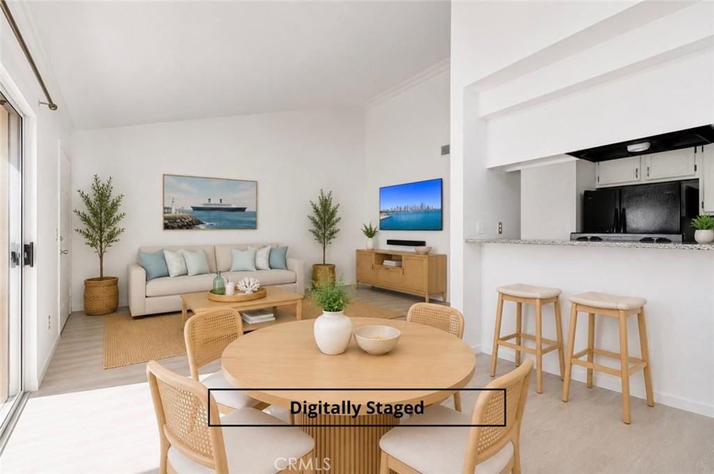 1121 Obispo Avenue 304