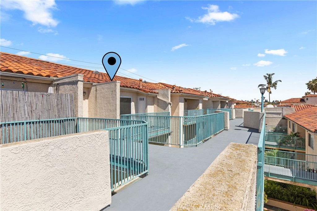 1121 Obispo Avenue 304