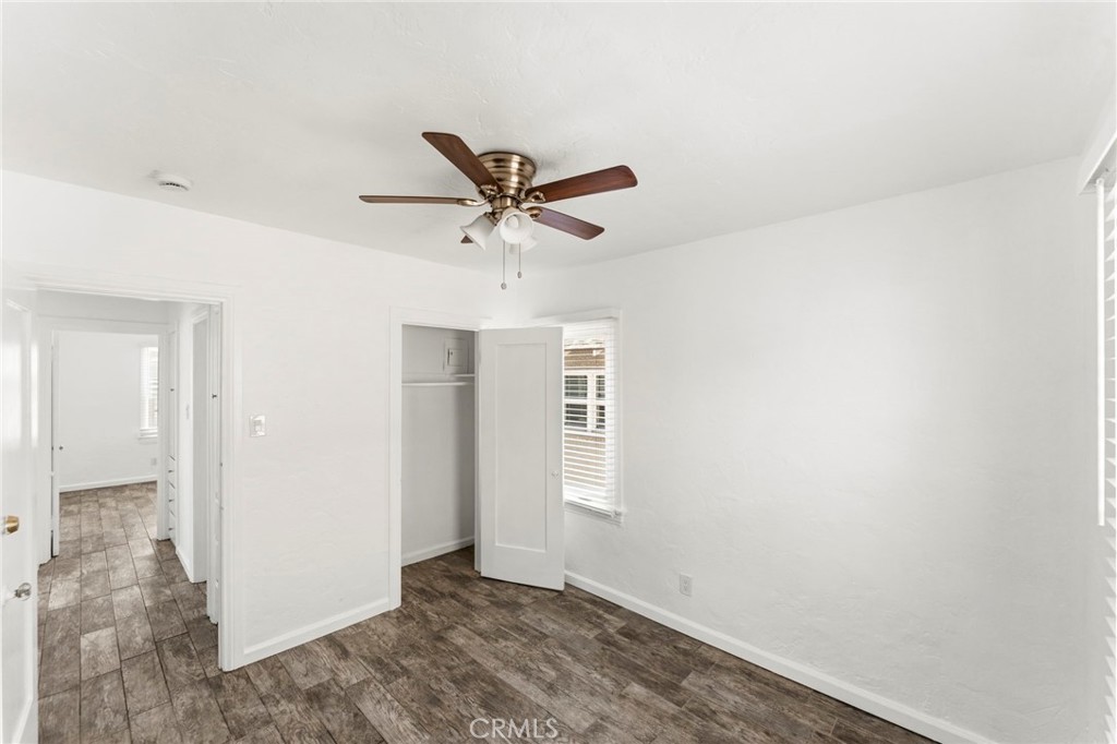 1047 W 7th