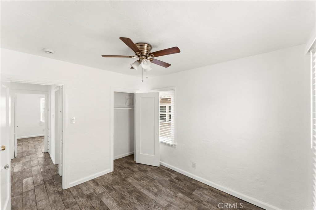 1047 W 7th
