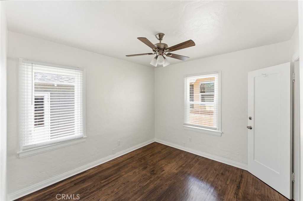 1047 W 7th