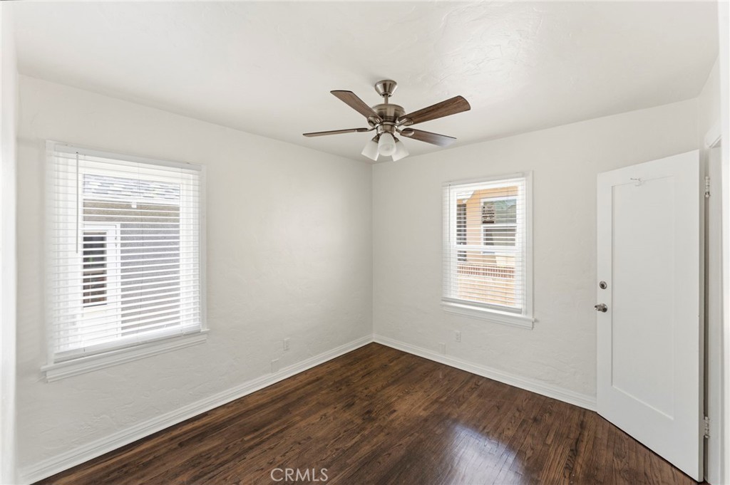 1047 W 7th