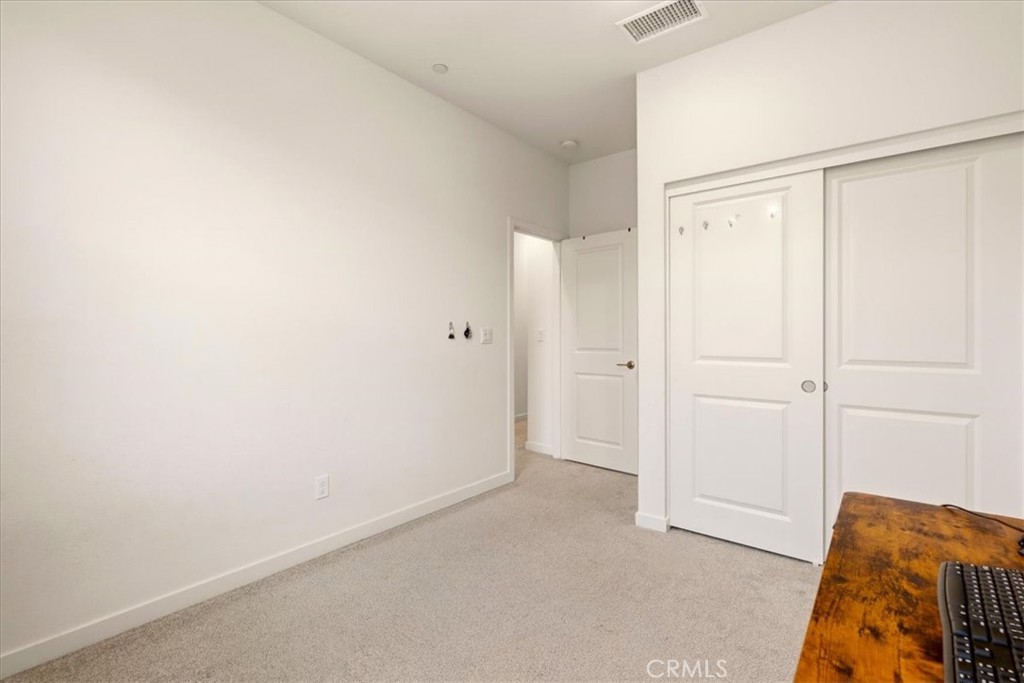 2953 W Lincoln Avenue 4