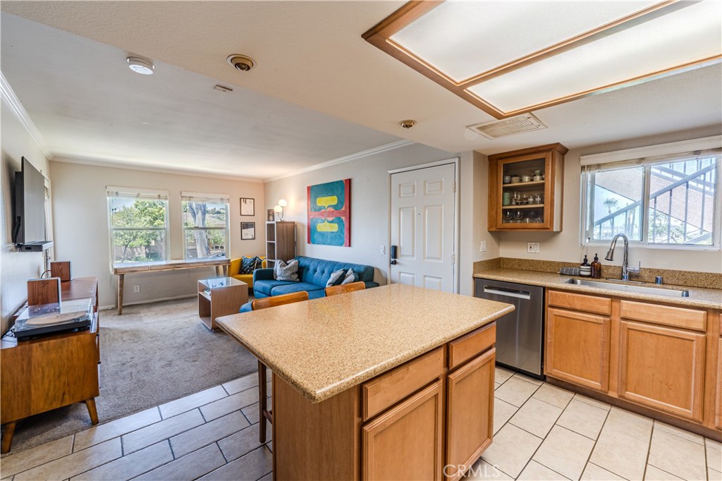 3448 Hathaway Avenue 241