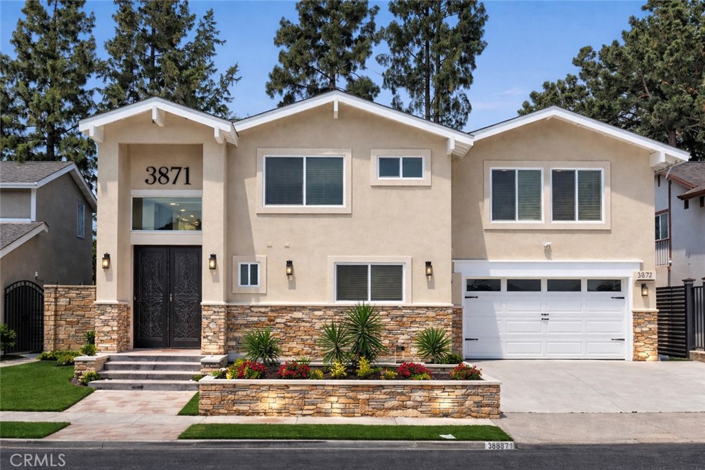 3871 Hendrix Street