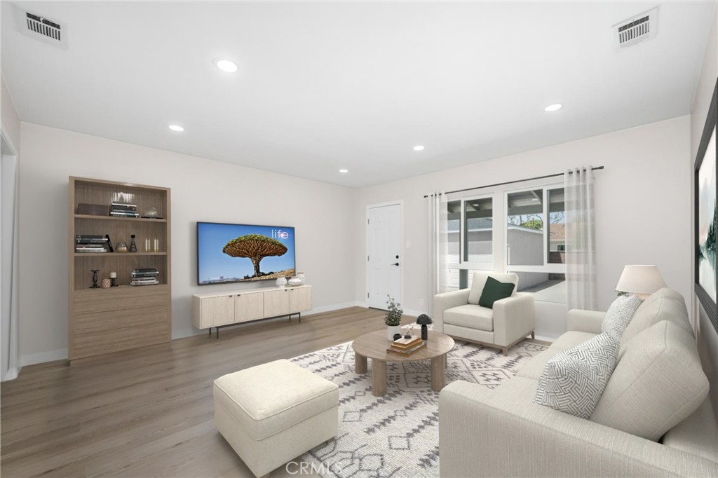 3819 N Studebaker Road