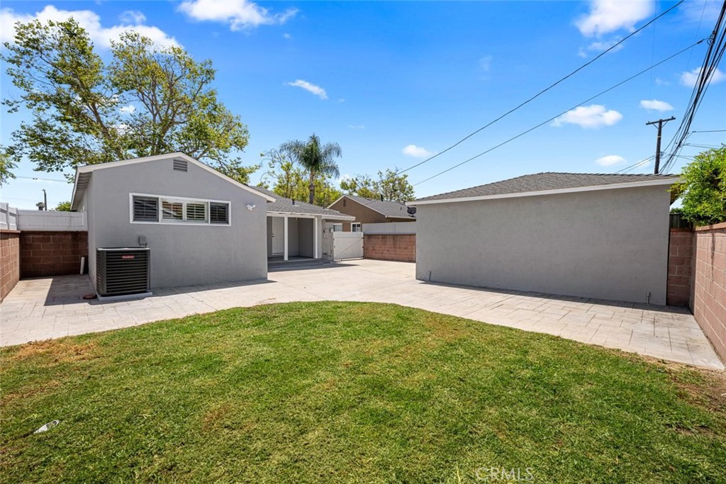 3819 N Studebaker Road