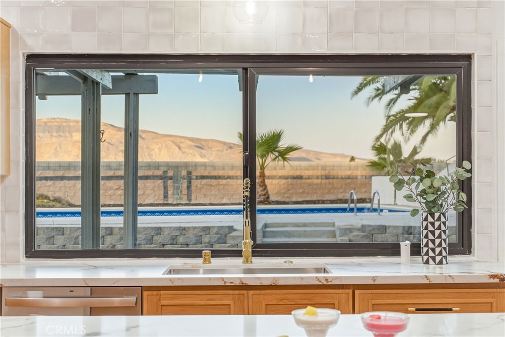 19414 Dry Gulch Road