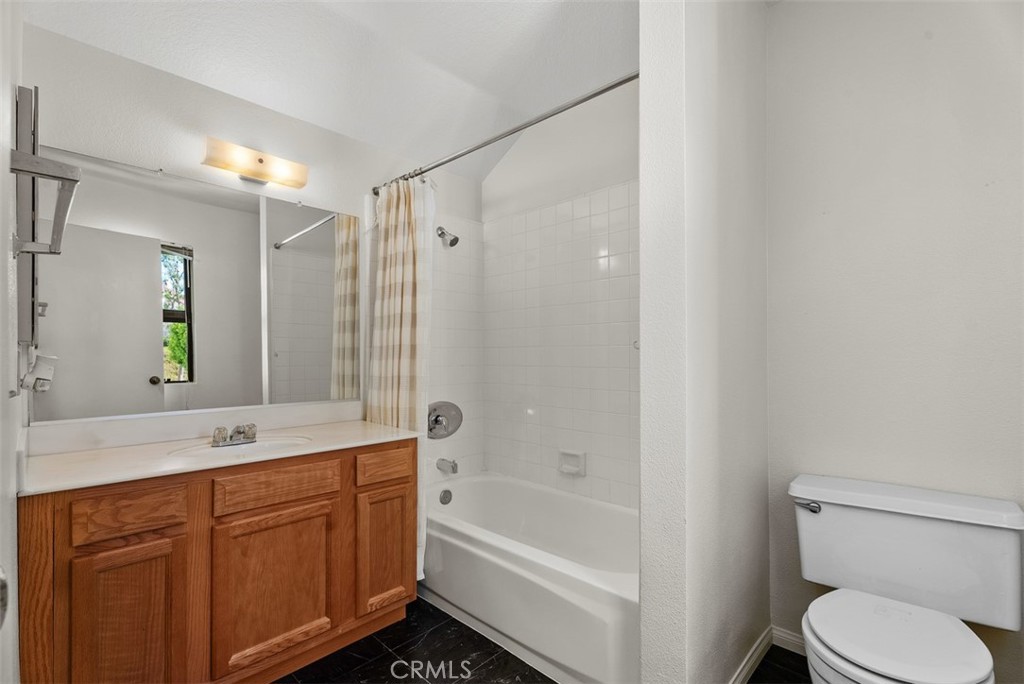 25282 Vista Hermosa