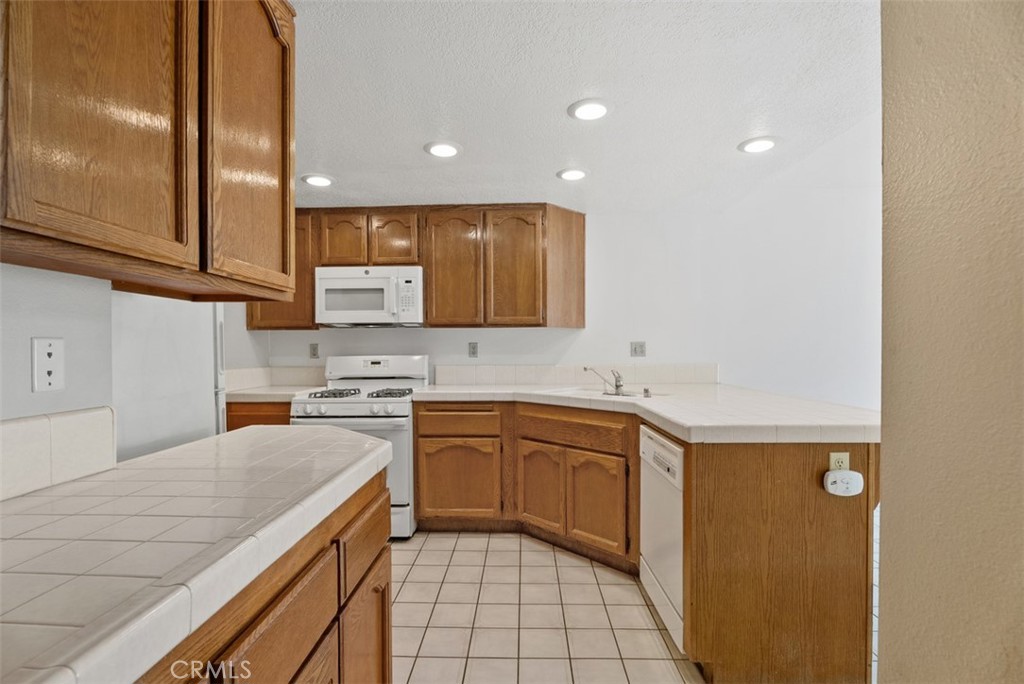 25282 Vista Hermosa