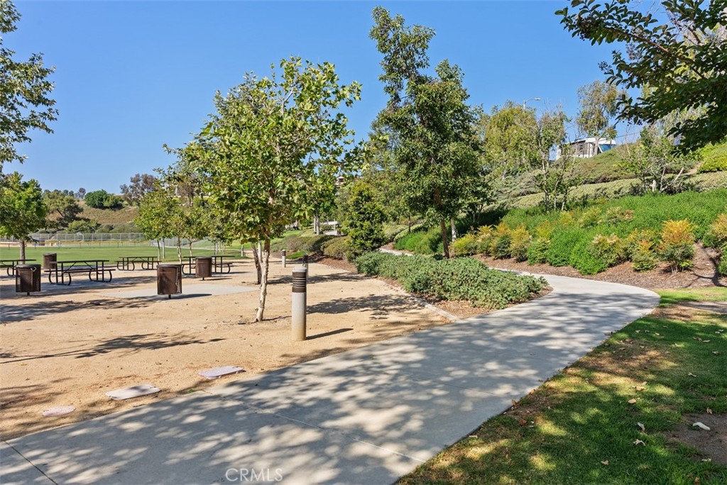 25282 Vista Hermosa