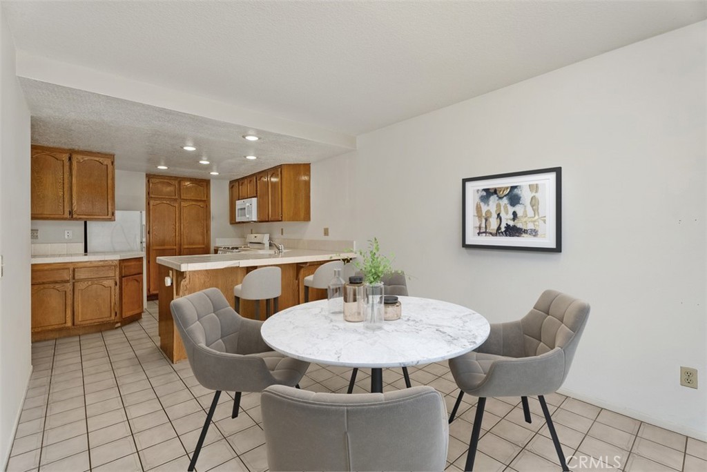 25282 Vista Hermosa