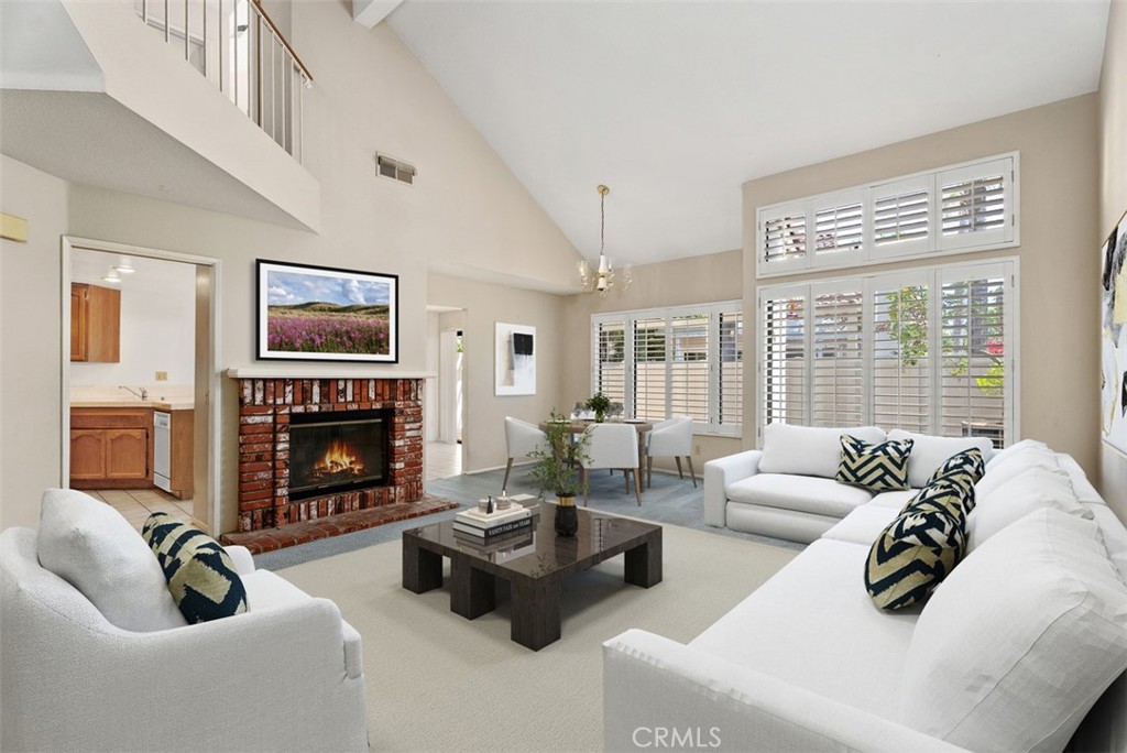 25282 Vista Hermosa
