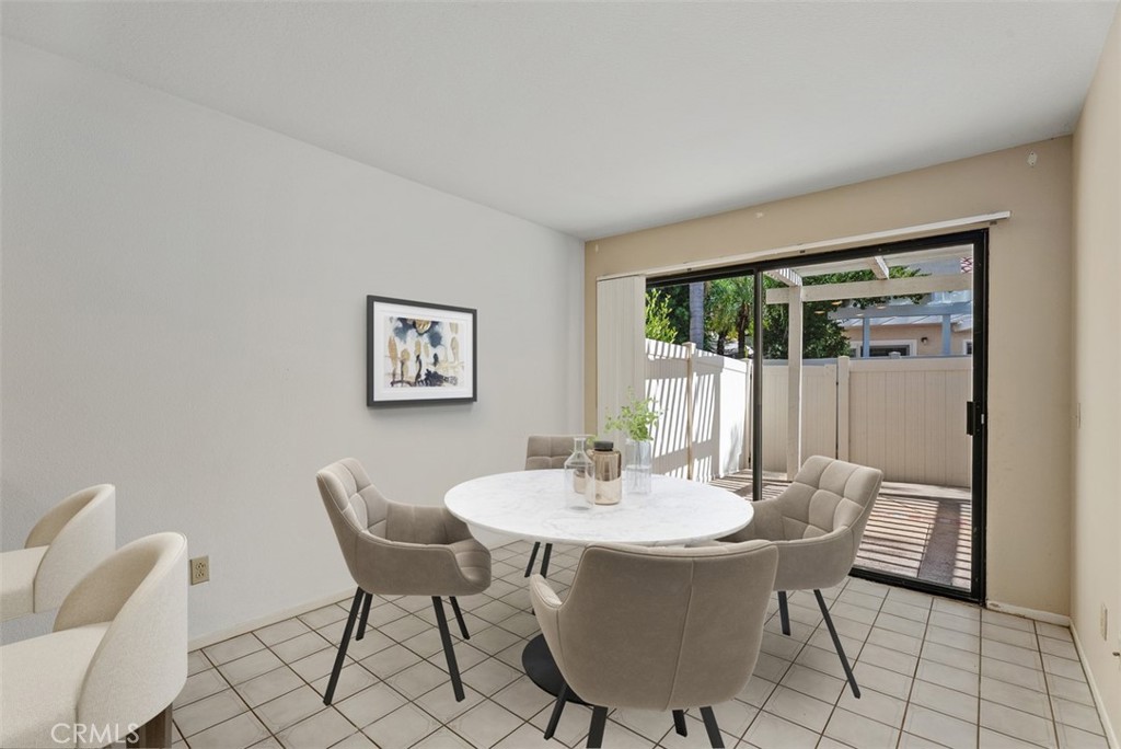 25282 Vista Hermosa