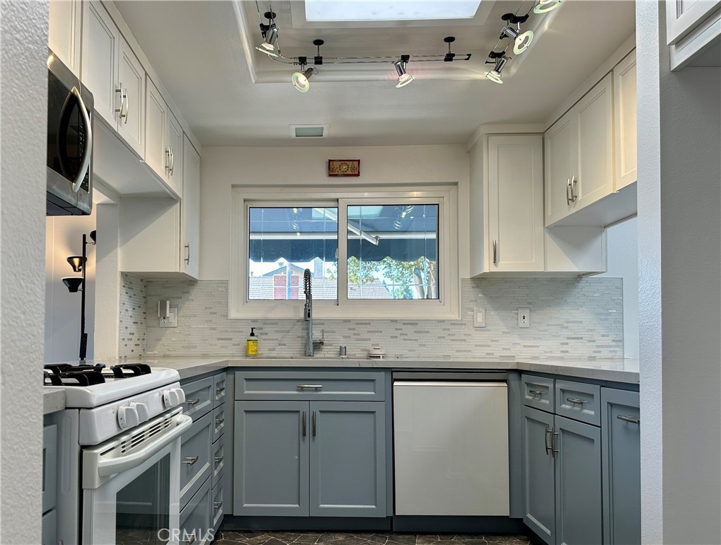 24451 Peacock St.