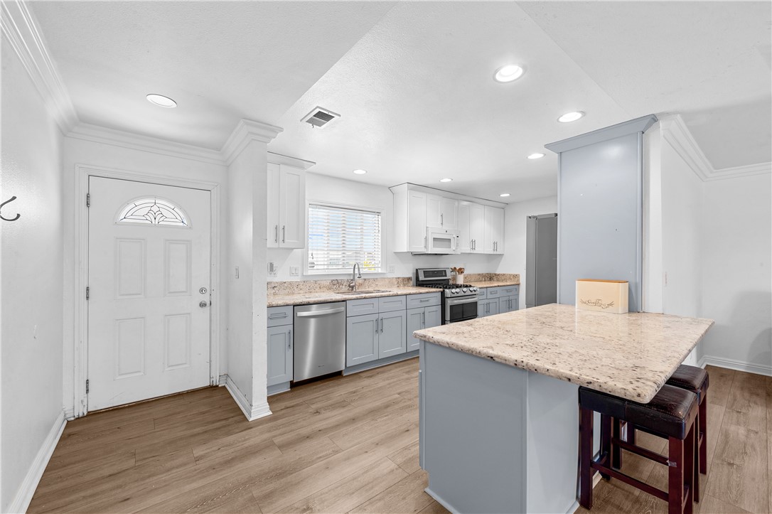 5921 Chinook Drive