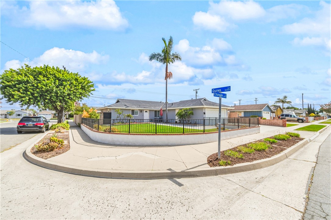 5921 Chinook Drive