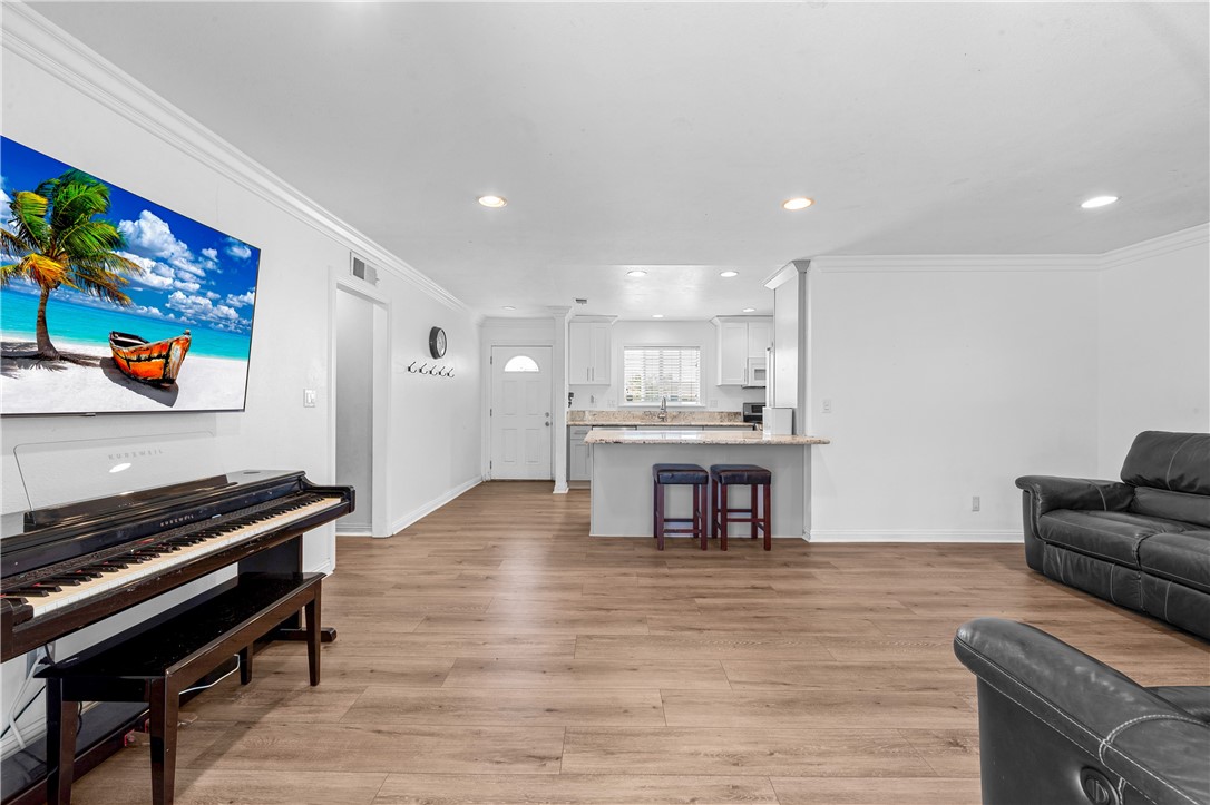 5921 Chinook Drive