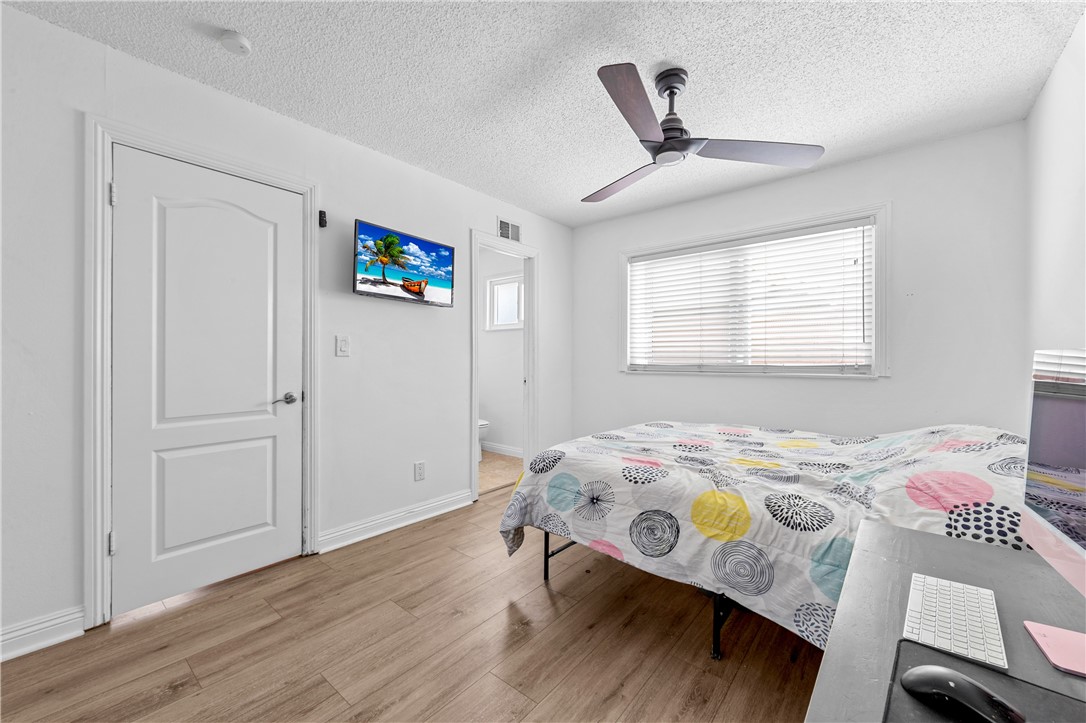 5921 Chinook Drive