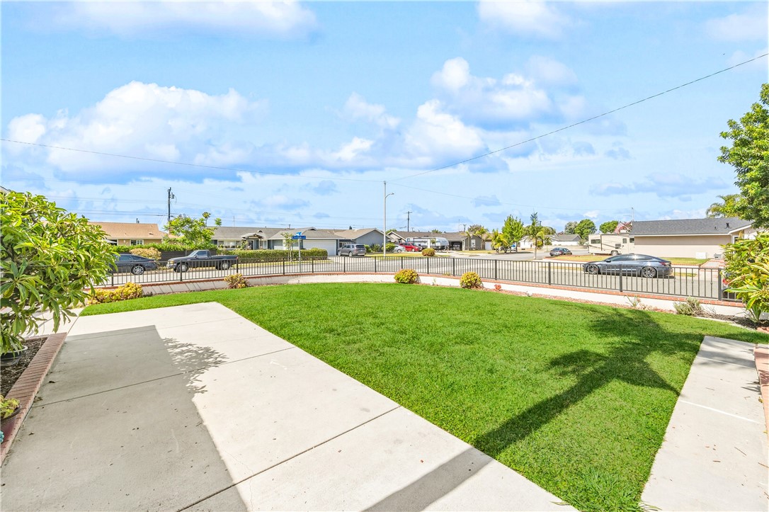 5921 Chinook Drive