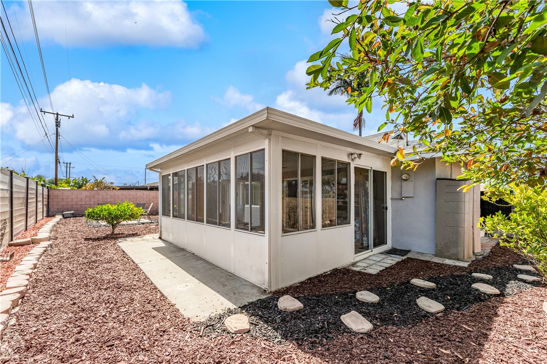 5921 Chinook Drive