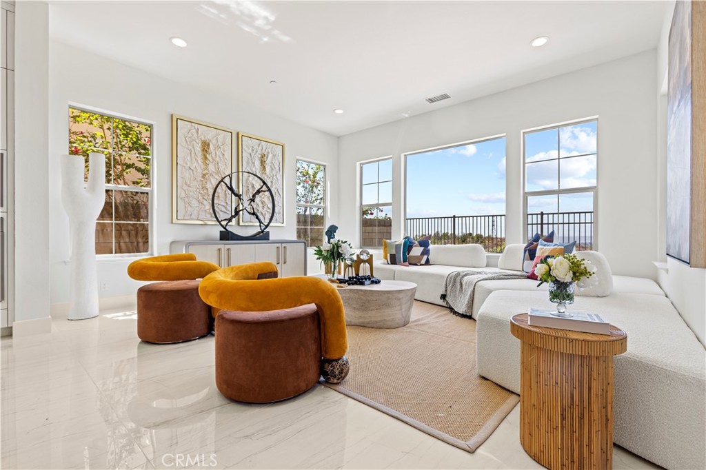 1186 Viejo Hills Dr