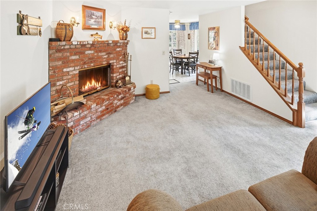 2543 Whispering Pines