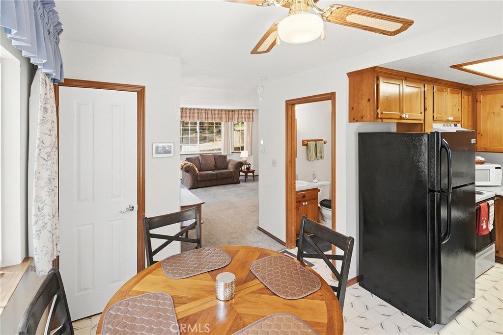 2543 Whispering Pines