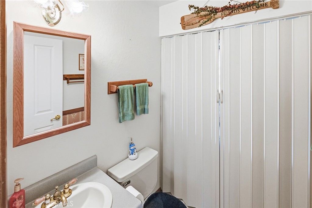 2543 Whispering Pines
