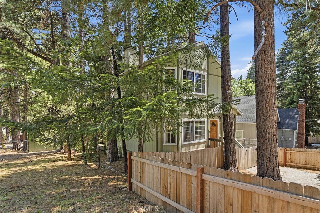 2543 Whispering Pines