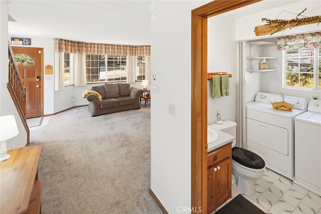 2543 Whispering Pines