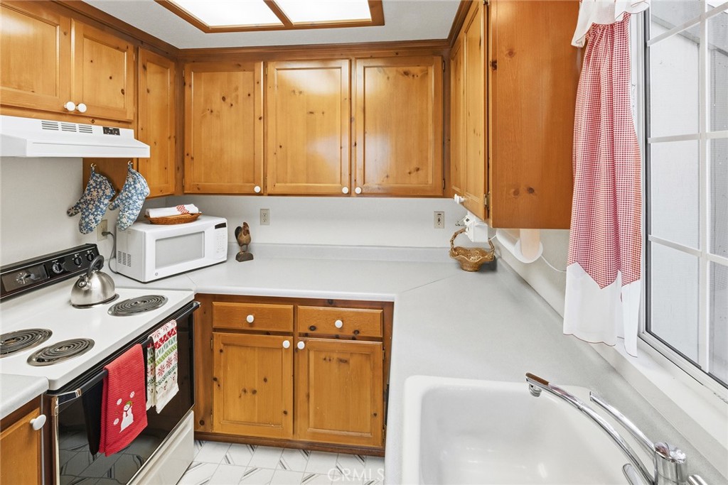2543 Whispering Pines