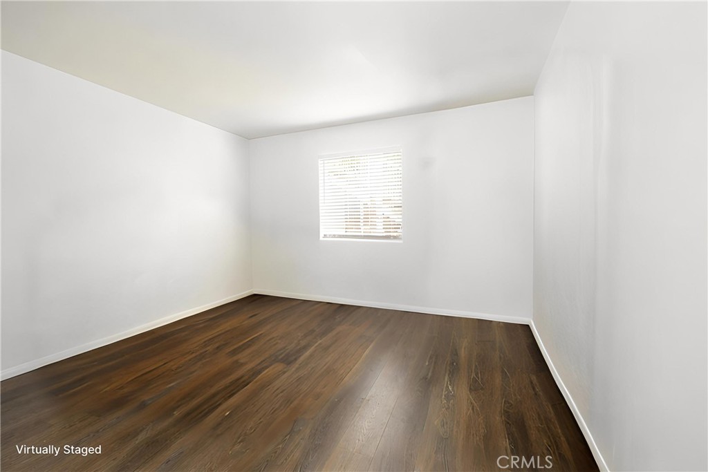 313 E Hyde Park 5