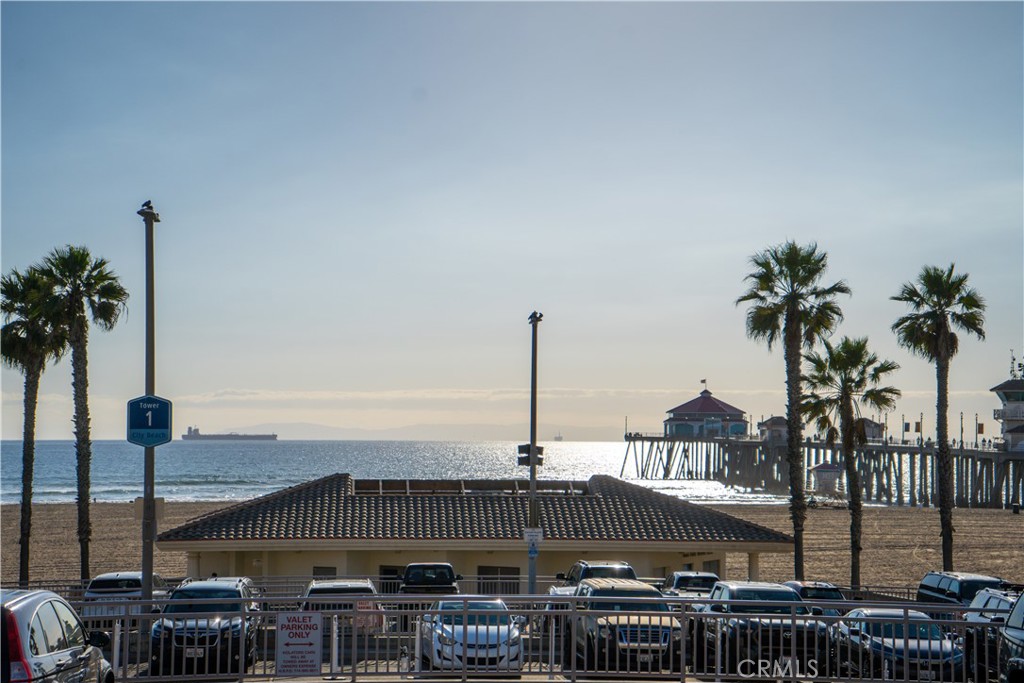 1200 Pacific Coast