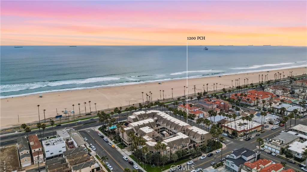 1200 Pacific Coast