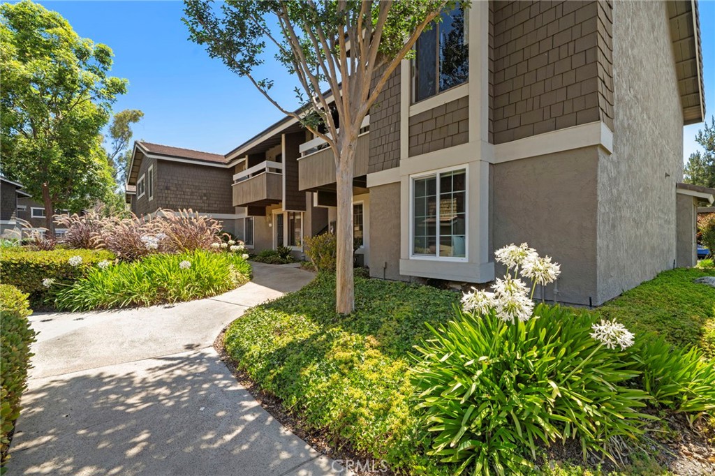 63 Streamwood