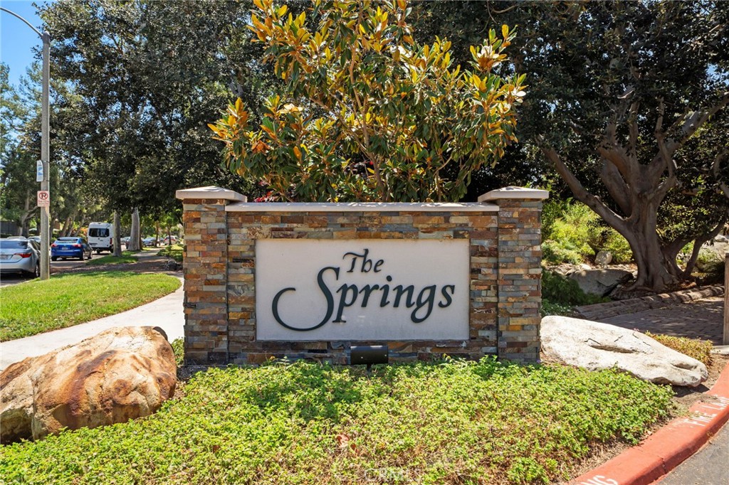 63 Streamwood