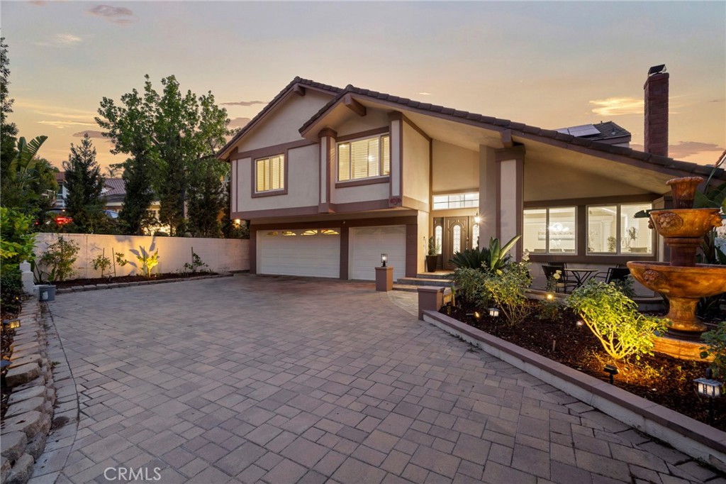6425 E Shady Valley Lane