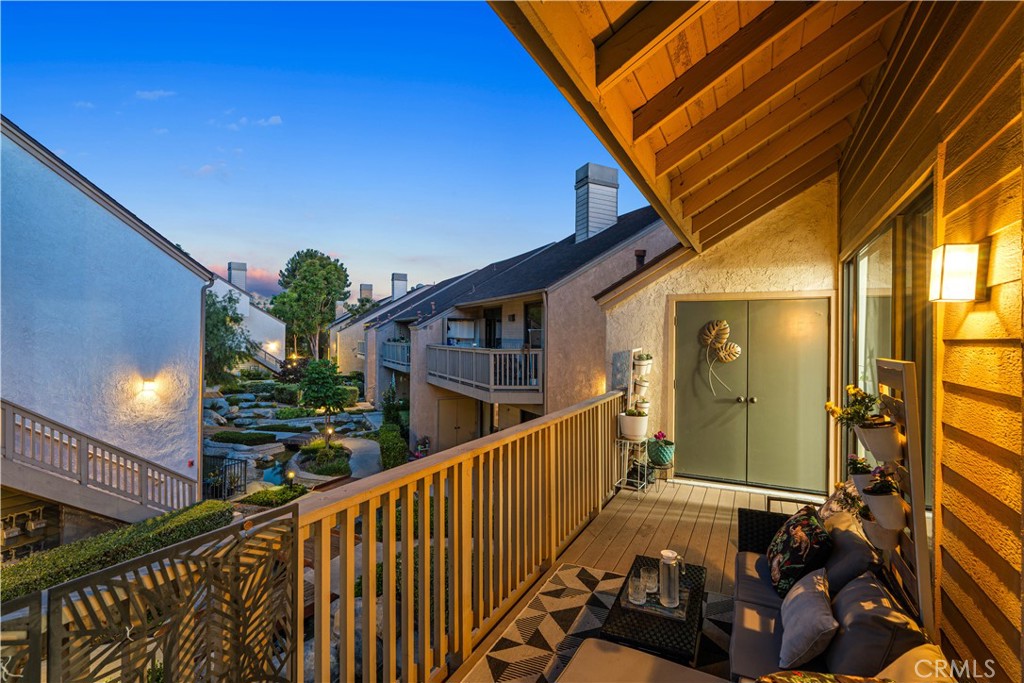 10511 Lakeside S