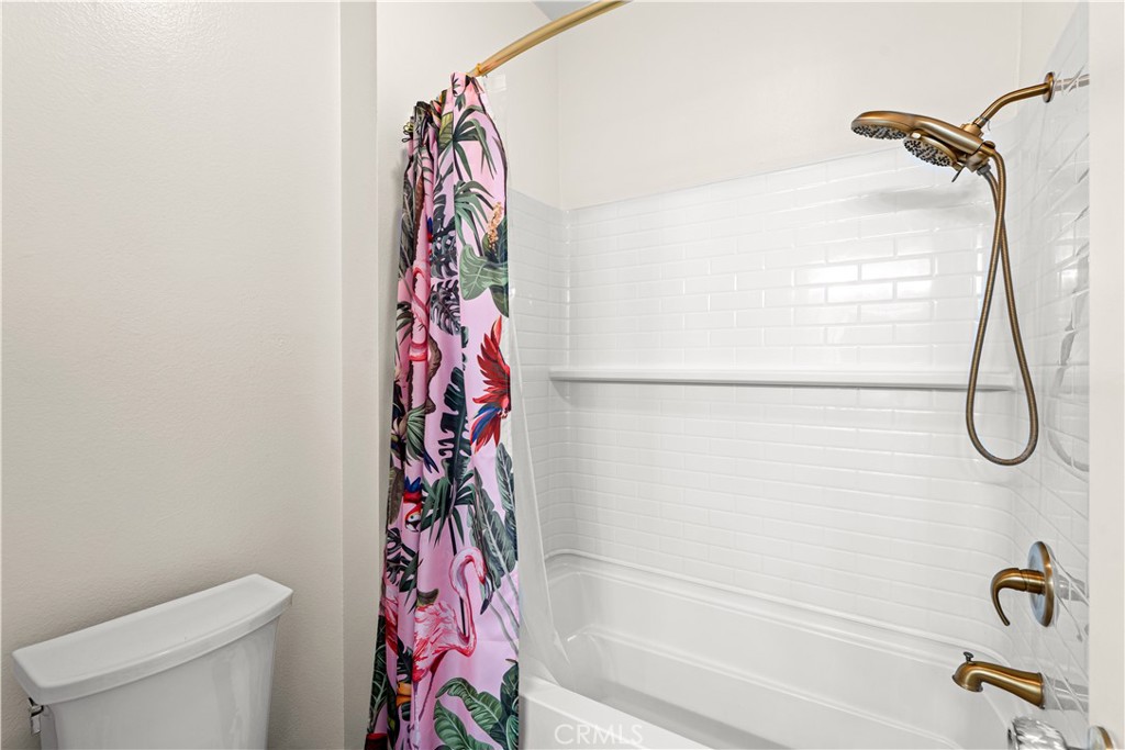 10511 Lakeside S
