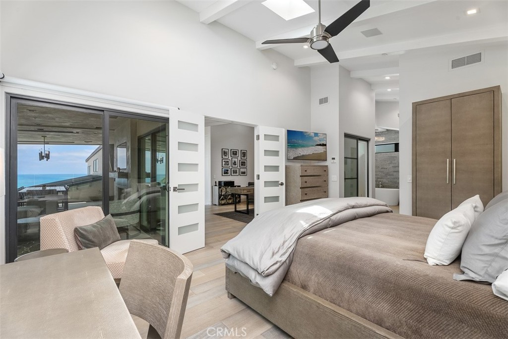 848 Hillcrest Drive