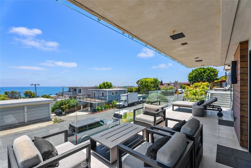 848 Hillcrest Drive