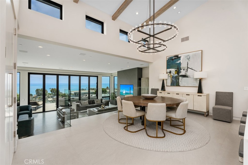 848 Hillcrest Drive